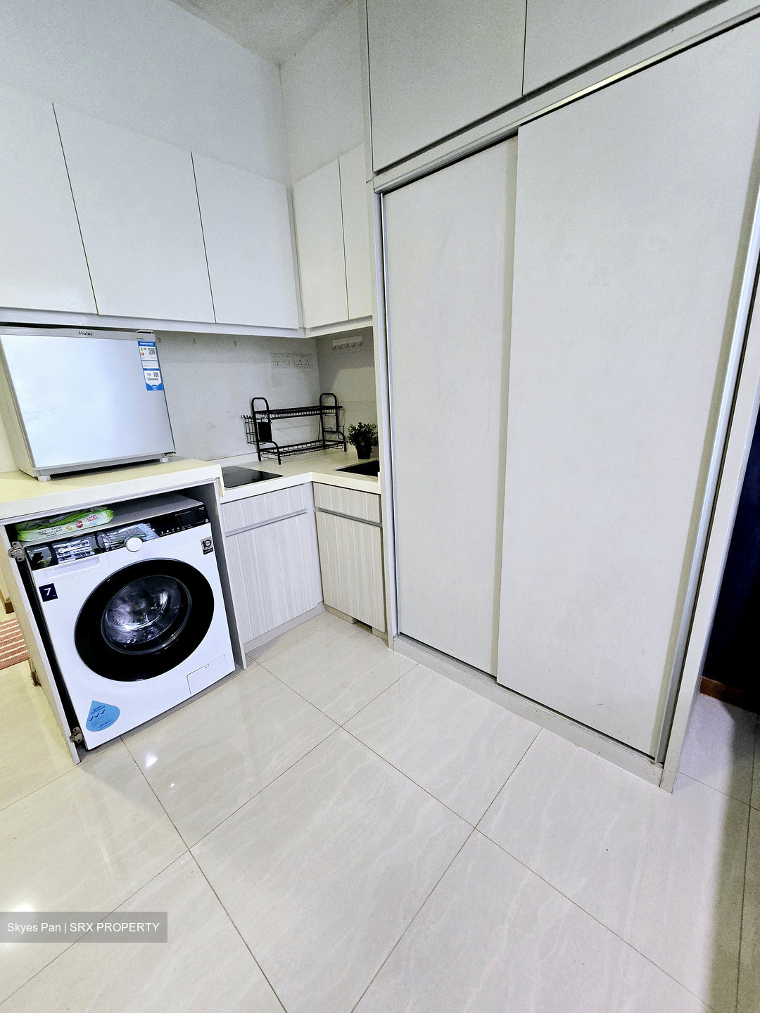 1 Canberra (D27), Condominium #488917131